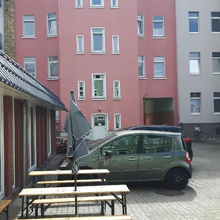 & Plagwitzer Hof 2* Λειψία