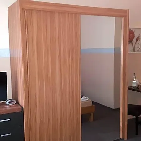 Hotel & Plagwitzer Hof 2*