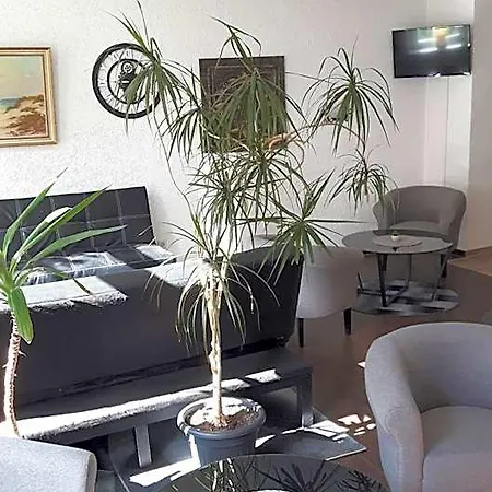 Hotel & Plagwitzer Hof 2*