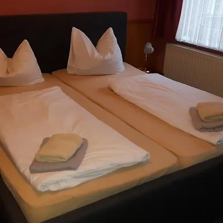 & Plagwitzer Hof Hotell