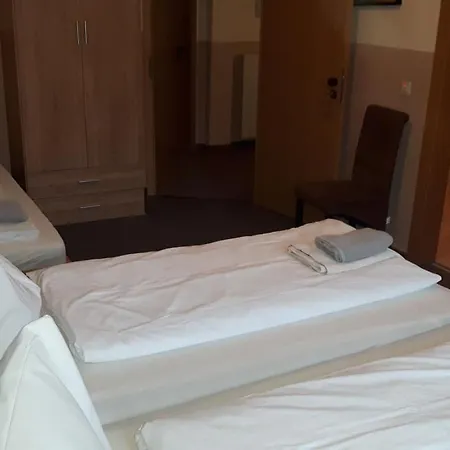 & Plagwitzer Hof Hotell