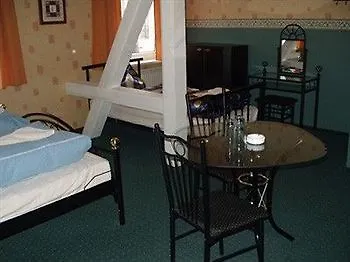 Hotel & Plagwitzer Hof 2*