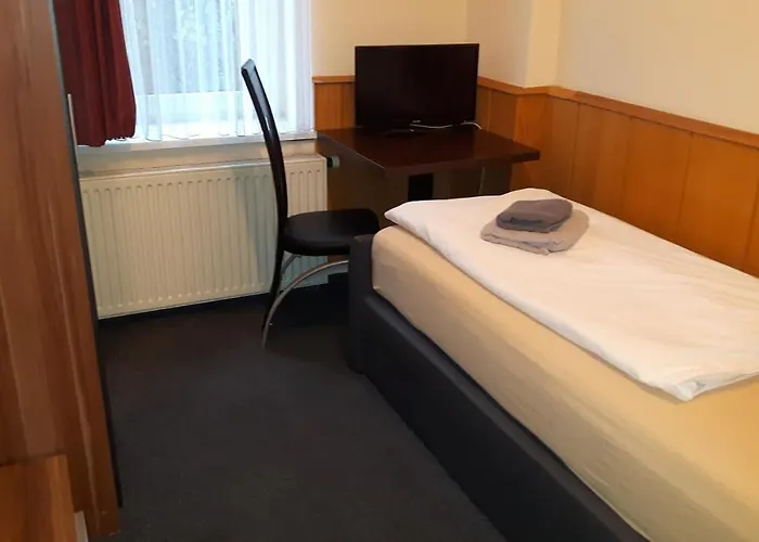 & Plagwitzer Hof 2* Leipzig