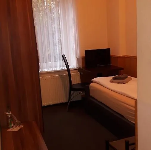 ホテル&ペンション プラグヴィッツァー ホフ 2*